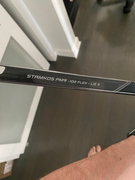 Senior Right Handed PM9 102 Flex Nexus 1N Hockey Stick