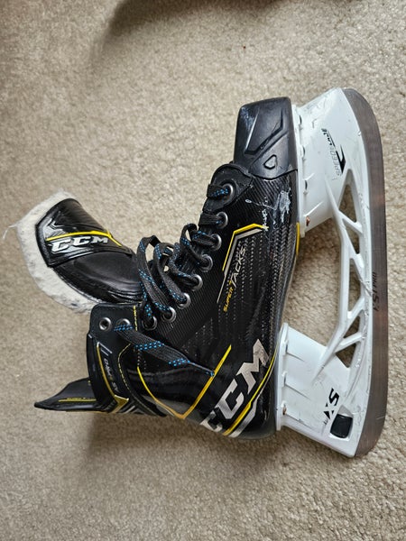 Senior Used CCM Super Tacks AS3 Pro Hockey Skates Regular Width Size 8.5