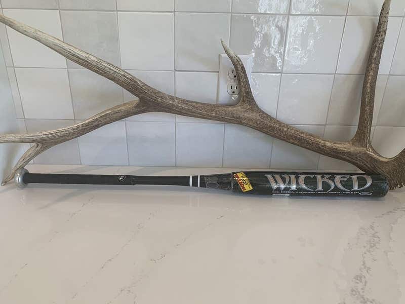 Batte Softball Worth Wicked WWS405 - 34 Pouces / 26 Oz - Slowpitch