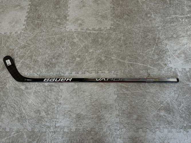 New Right Handed Bauer Vapor Hyperlite Hockey Stick P92 50 Flex