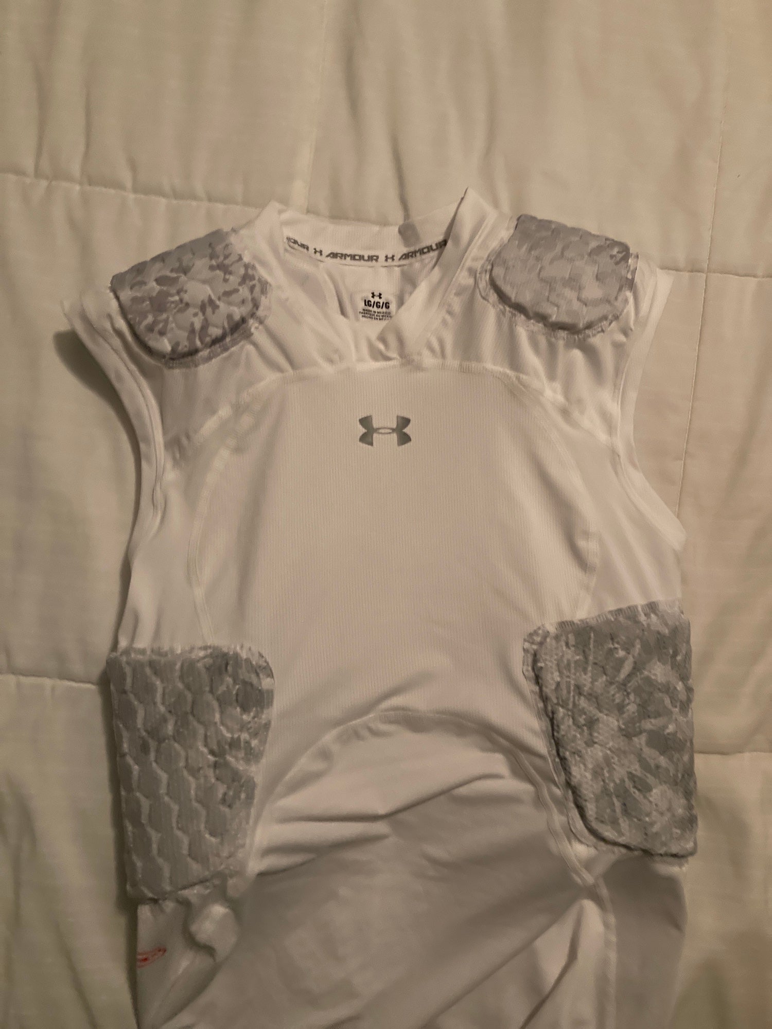 Under Armour Gameday 5 Pad Compression Football Shirt Black Size XL