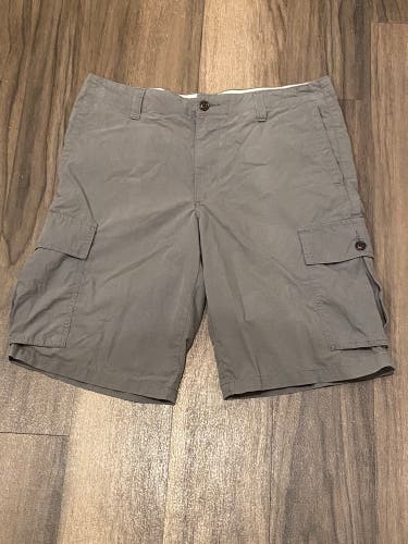 Dockers Men’s Cargo Shorts Size 34 Dark Gray