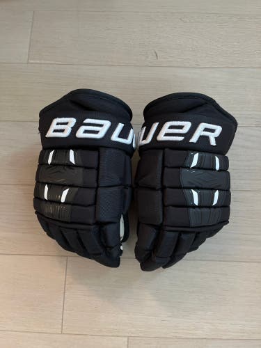 Bauer Pro Series Gloves Black 13 Inch