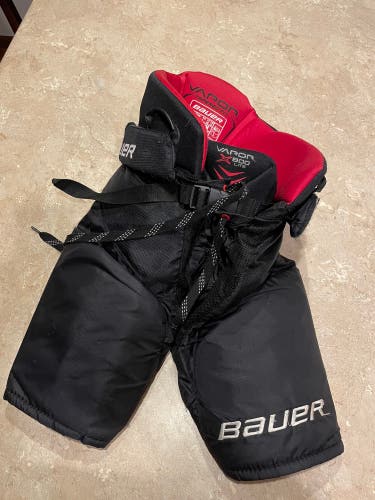 Junior Used Medium Bauer vapor x800 lite Hockey Pants Breezers