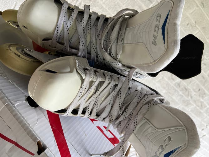 Senior CCM Regular Width  Size 8.5 RBZ Hockey Skates