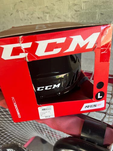 Used Medium CCM  FL40 Helmet