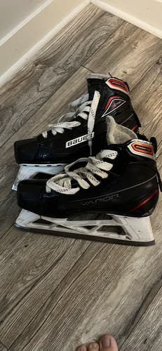 Bauer Regular Width Size 6.5 Vapor X700 Hockey Goalie Skates