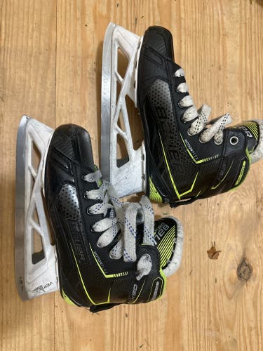 Used Bauer Regular Width Size 4.5 GSX Hockey Goalie Skates
