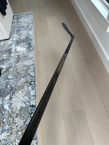 Used Intermediate Bauer Left Hand Vapor Hyperlite Hockey Stick P92 Pro Stock *NEED GONE ASAP*