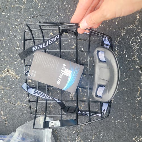 New Bauer RBE 3 facemasks medium & large