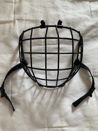 New CCM FM580 Cage