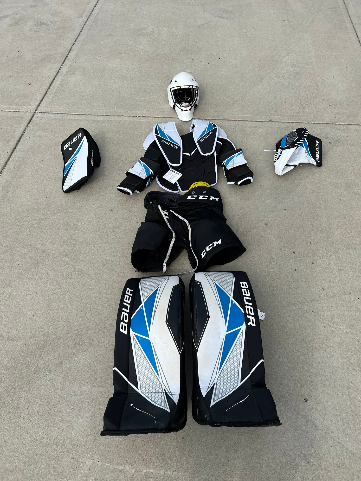 Bauer Street Goalie Chest and Arm Senior –