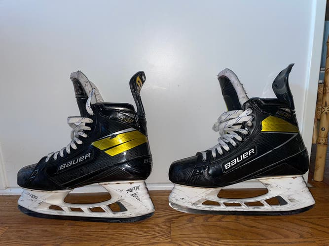 Bauer Pro Stock Size 10.5 Supreme UltraSonic Hockey Skates