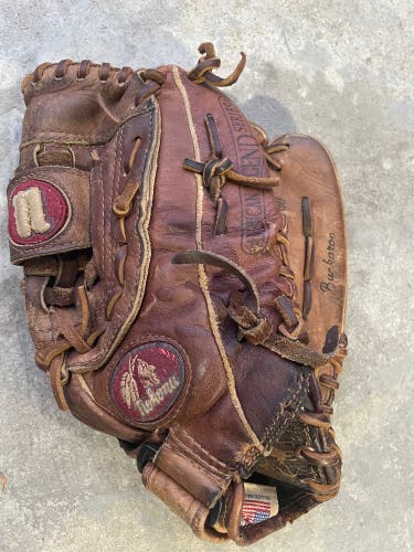 12.5" Nokona AMG 600k CW Baseball Glove
