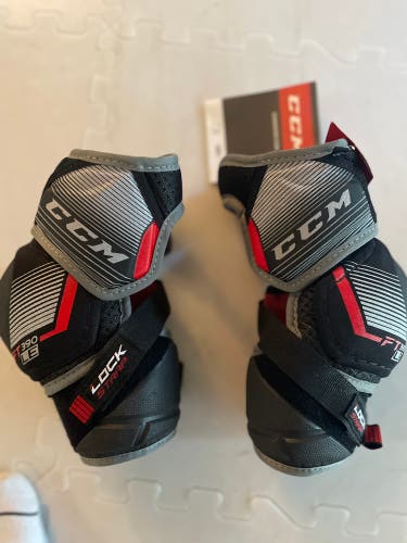 CCM FT390 LE Elbow Pads