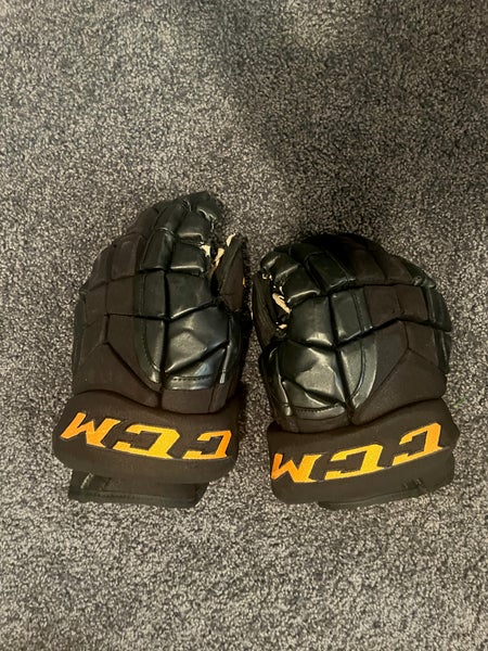 Used CCM HGP14 Gloves 14" Pro Stock