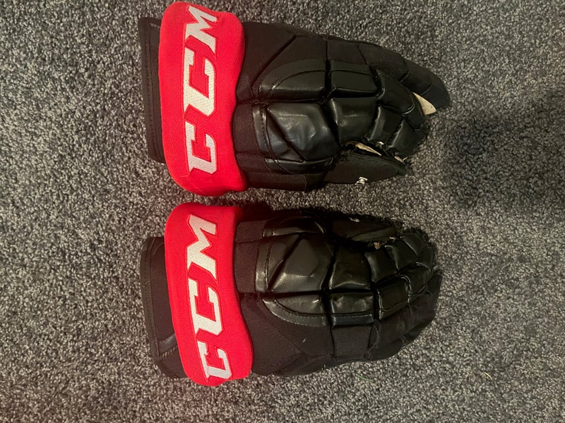 Used CCM HGP14 Gloves 14" Pro Stock