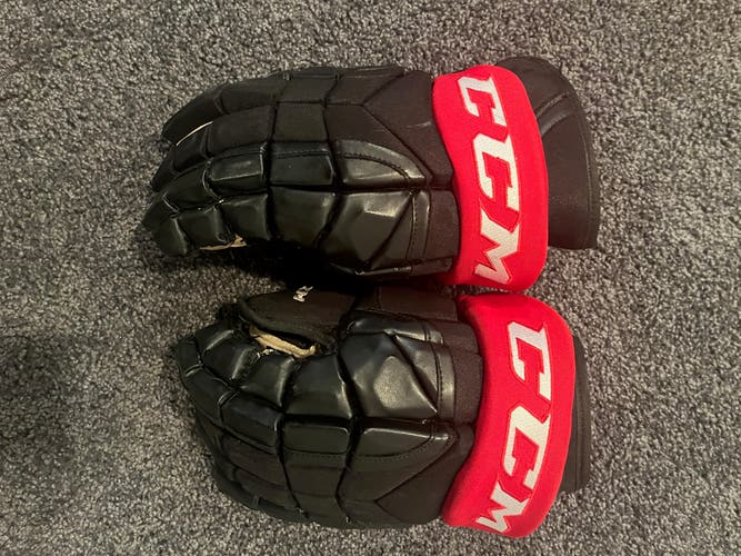Used CCM HGP14 Gloves 14" Pro Stock