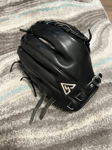 Custom Closed Back Black Leather 12 Inch Baseball Softball Glove Right Hand Throw