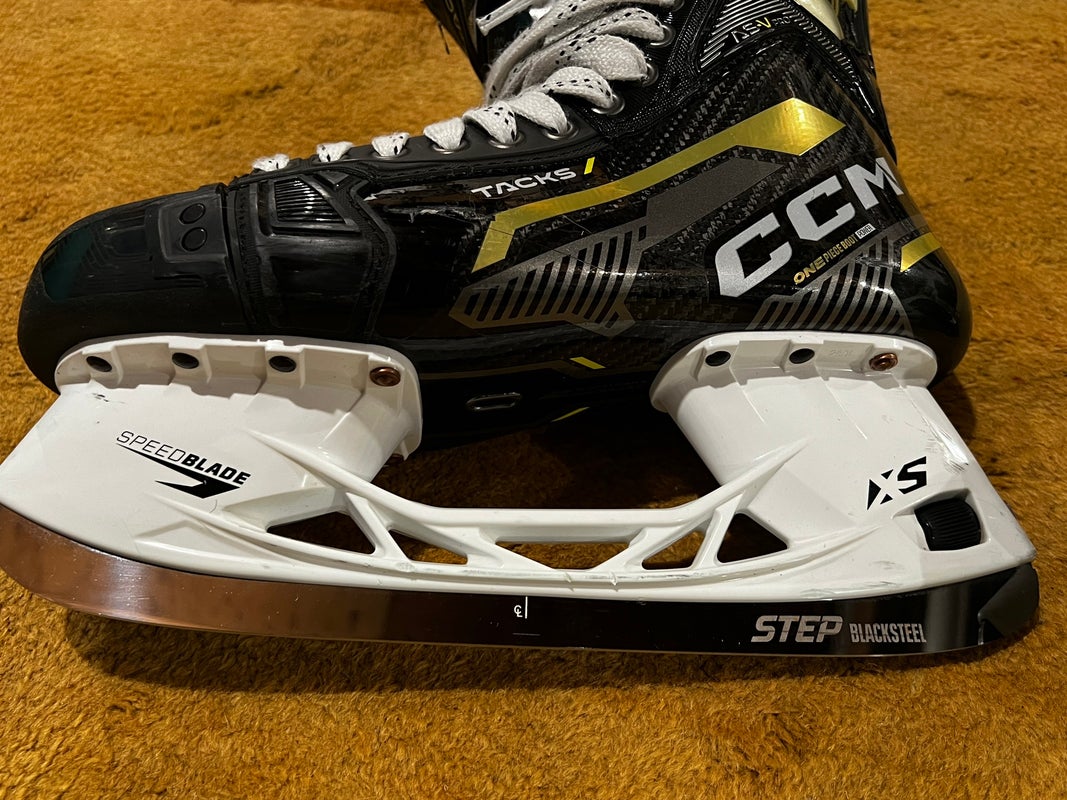 Used CCM Pro Stock Size 9.5 AS-V On Pro Hockey Skates