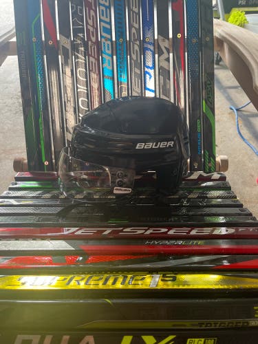 Bauer 4500 W/ Visor