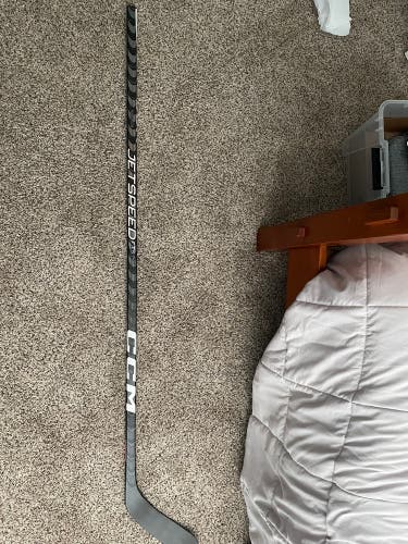 Senior Left Hand Toe Pattern Pro Stock JetSpeed FT5 Pro Hockey Stick