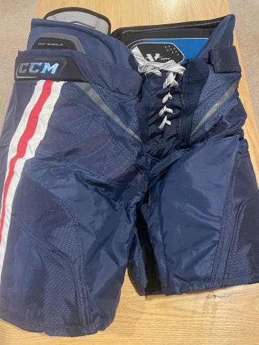 CCM pro stock KHL Neftekhimik Nizhnekamsk v10 pants
