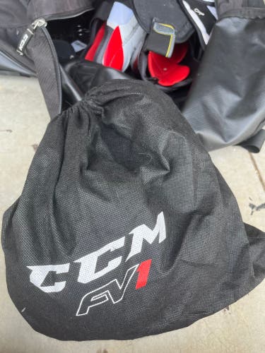 New Medium CCM  Tacks 710 Helmet