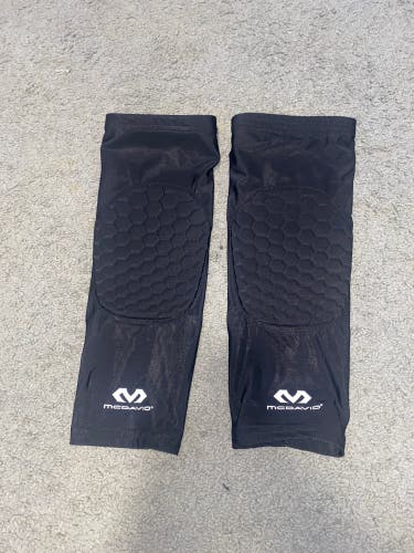 Mcdavid knee pads