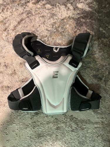 Adult Medium Epoch Integra Shoulder Pads