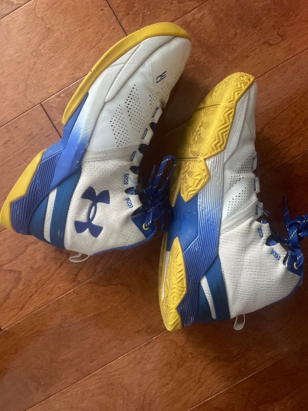 UnderArmour Curry 2 used basketball shoes