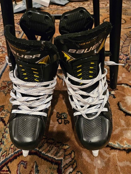 Senior New Bauer Supreme UltraSonic Hockey Skates Regular Width Pro Stock Size 8