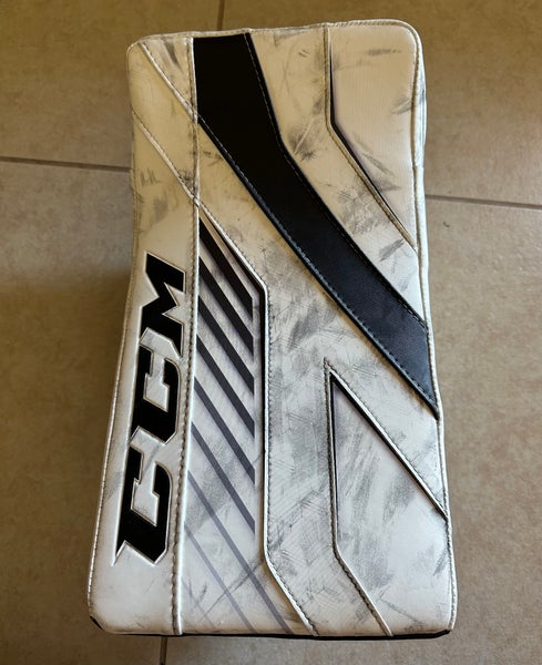 Regular CCM Axis Pro Stock Blocker