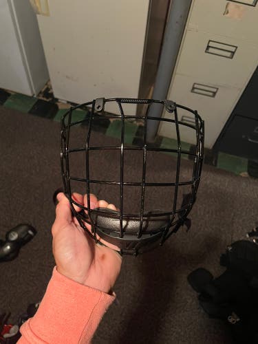 Large Warrior Full Cage Krown