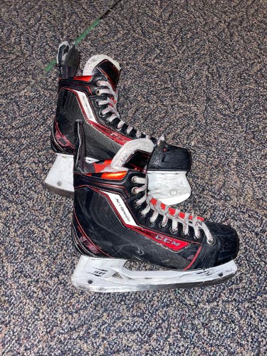 Used CCM Jetspeed Regular Width  Size 7 Hockey Skates