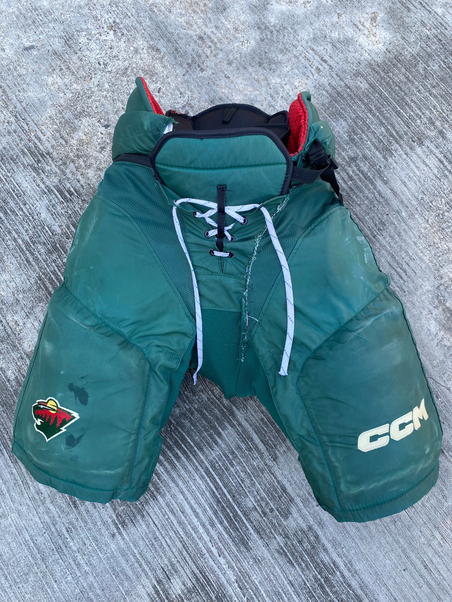 CCM HP45X Pro Stock Hockey Pants Medium Minnesota Wild Green 8119