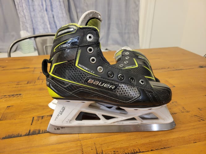 Used Bauer GSX Hockey Goalie Skates Regular Width Size 4.5