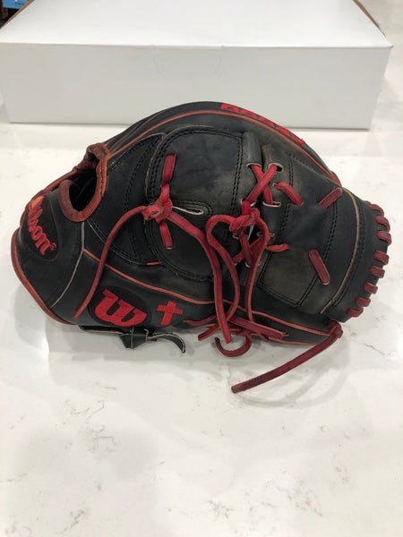 Used Pitcher's 11.75" A2000 Baseball Glove