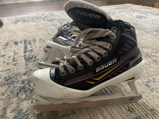 Junior Used Bauer Supreme One.9 Hockey Goalie Skates Size 3.5