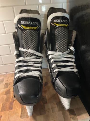 New Bauer Supreme M1 Hockey Skates Size 5.5