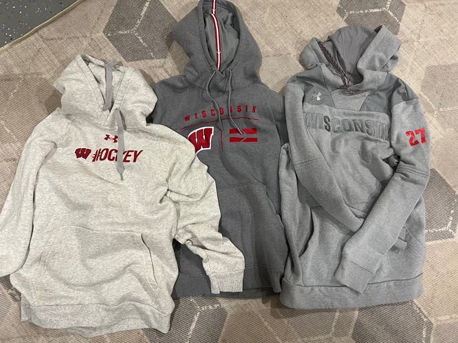 Team Issued University Of Wisconsin Hockey Hoodie Bundle