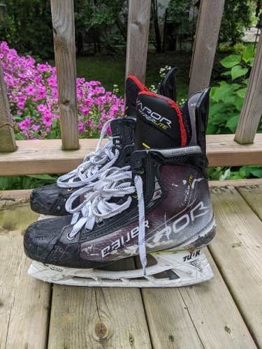 Bauer Hyperlite  Skates Size 7.5 Fit 2