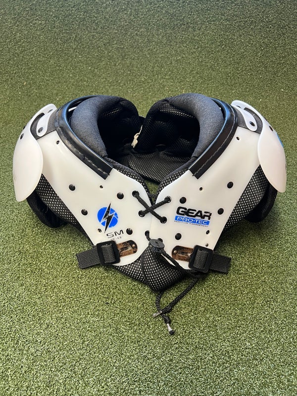 Used GEAR PRO-TECH Z-COOL SM Football Shoulder Pads Football Shoulder Pads