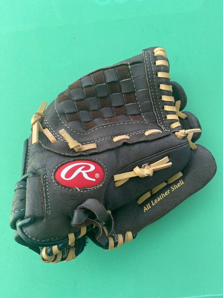 Used Rawlings Highlight Series Left Hand Throw Infield Baseball