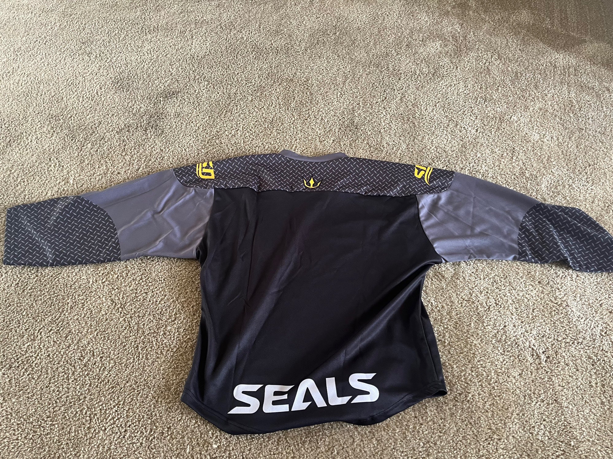 Size Large San Diego Seals Box lacrosse jersey Black Secondary