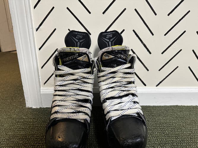 Bauer Supreme 2S Hockey Skates