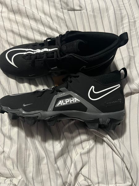 Nike Football Cleats Alpha Menace Pro 3 Size 11.5  display picture 3