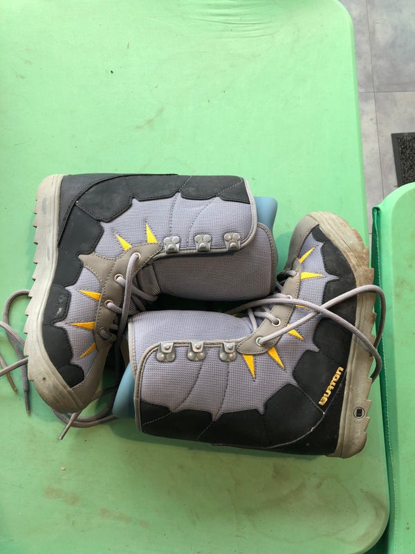 Used Men's 7.0 Burton Moto Snowboard Boots