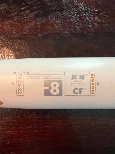 Used DeMarini (-8) 22 oz 30" CF Zen Bat