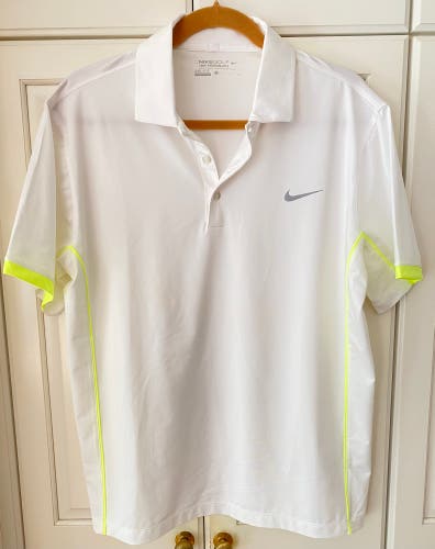Nike Dri-FIT Victory Men's Golf Polo. Chest 44" White wz neon yellow pipes.